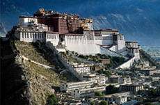 B4：拉薩、日喀則、珠峰、樟木、友誼橋6日游