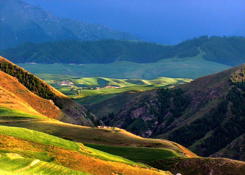 D1:成都、稻城、亞丁、奔子欄、中甸、麗江九日游