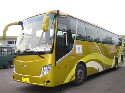 成都租大巴車(chē)-金龍大巴