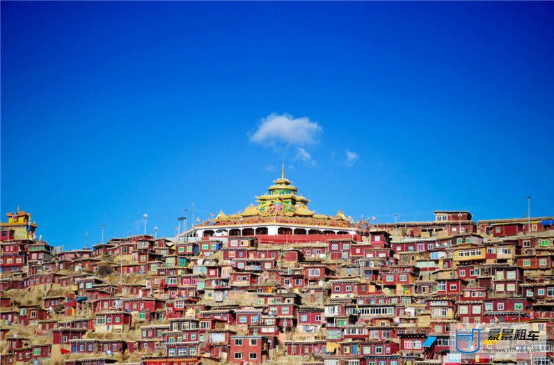 色達(dá)，一生該去一次的地方。一次，是一天，是一年，是一生。