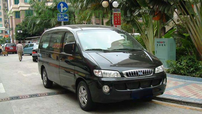 瑞風(fēng)商務(wù)車(chē)圖片1