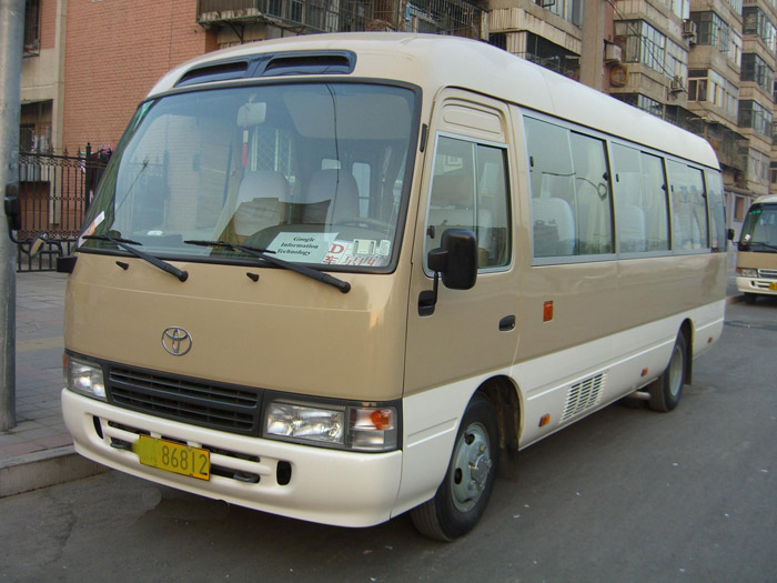 成都租豐田柯斯達(考斯特)