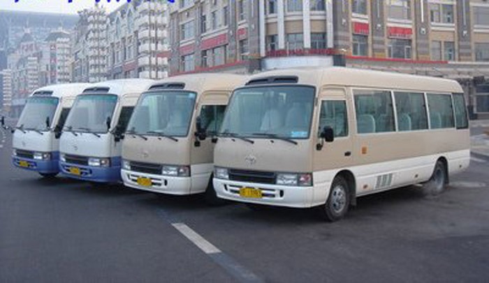 成都租豐田柯斯達(考斯特)