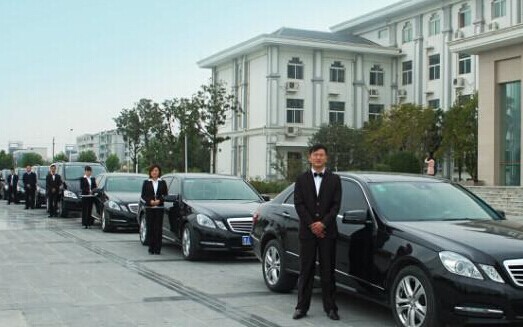 成都租車、買車誰(shuí)更好