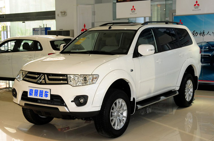 成都租車流行了起來(lái)