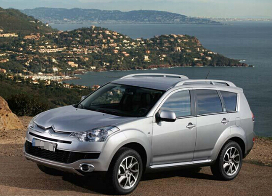 成都包越野車價格 成都包越野車多少錢一天