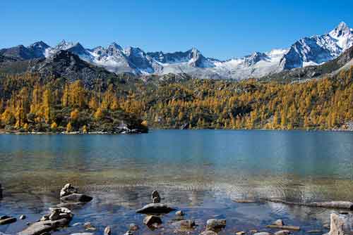 秋游正當(dāng)時(shí)！成都租車旅游選哪一條？